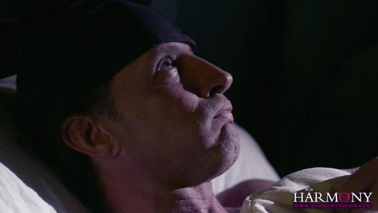 Приснилась груповушка с другом и тремя страстными блядями